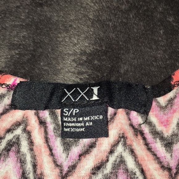 Tank top - Picture 2 of 4